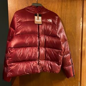 Brand new North Face Puffer size XL